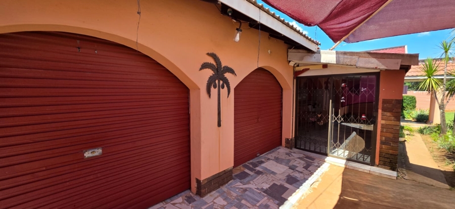 4 Bedroom Property for Sale in Meiringspark North West